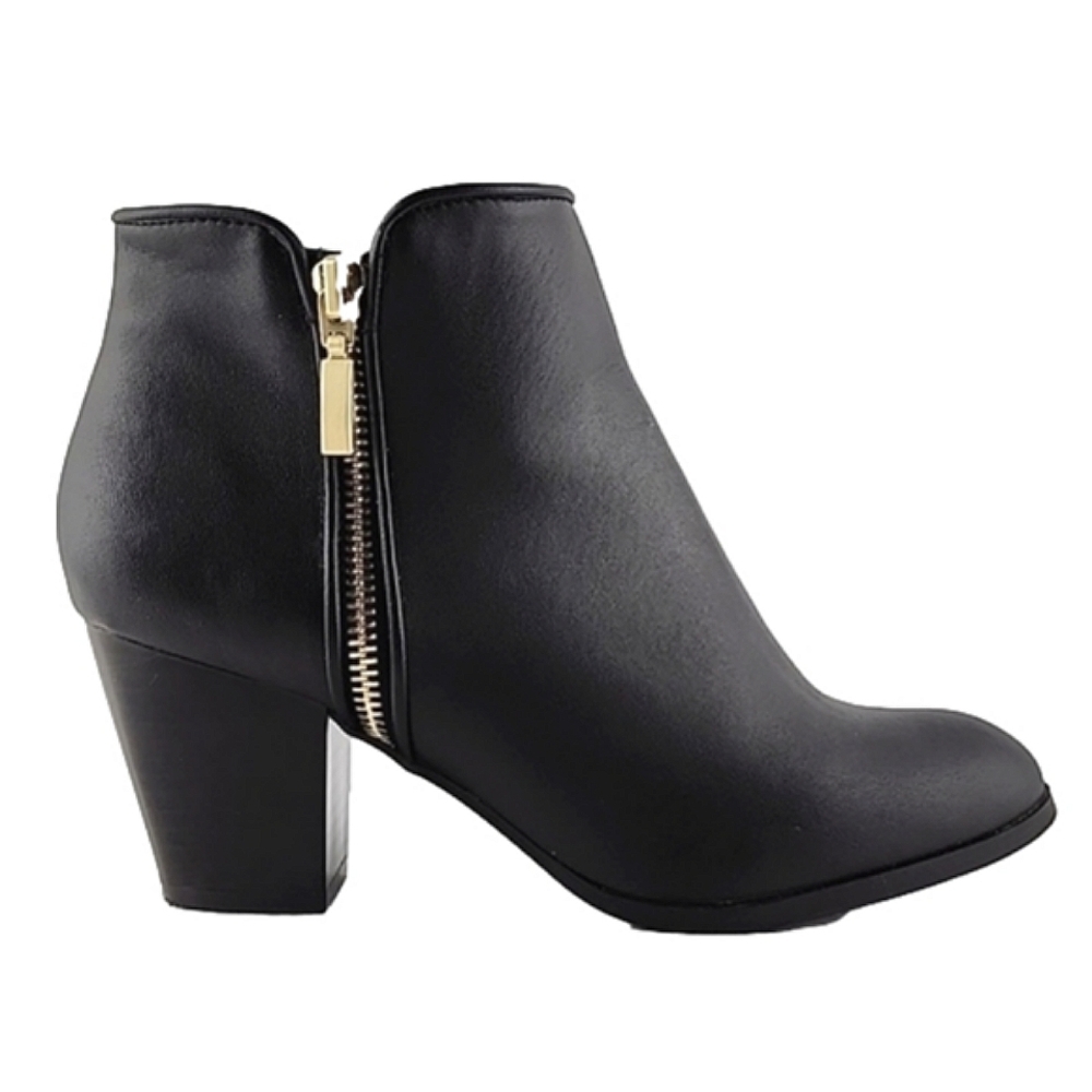 Style & Co Women's Black Faux Leather Ankle Boot Heeled Side Zip Side 6M
